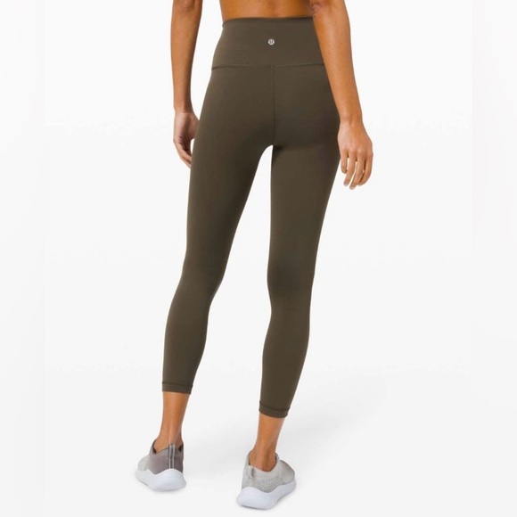 Lululemon Wunder Train High-Rise Tight 25" size 2 - Picture 2 of 6